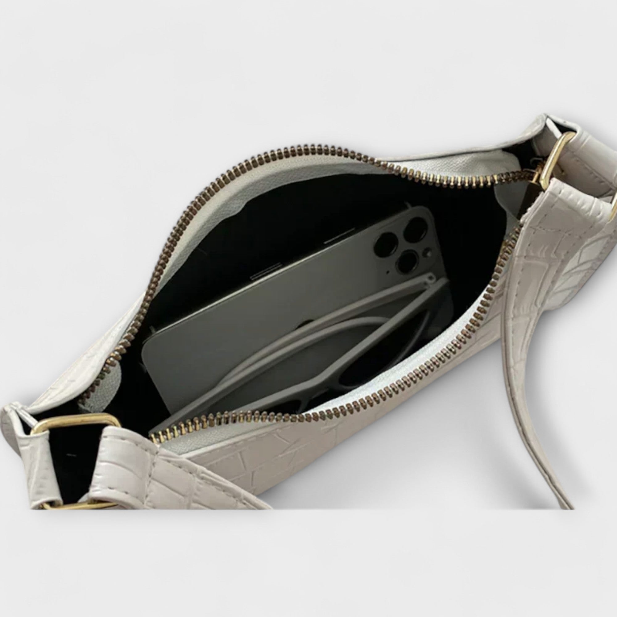 Lora. - Glänzende Ledertasche