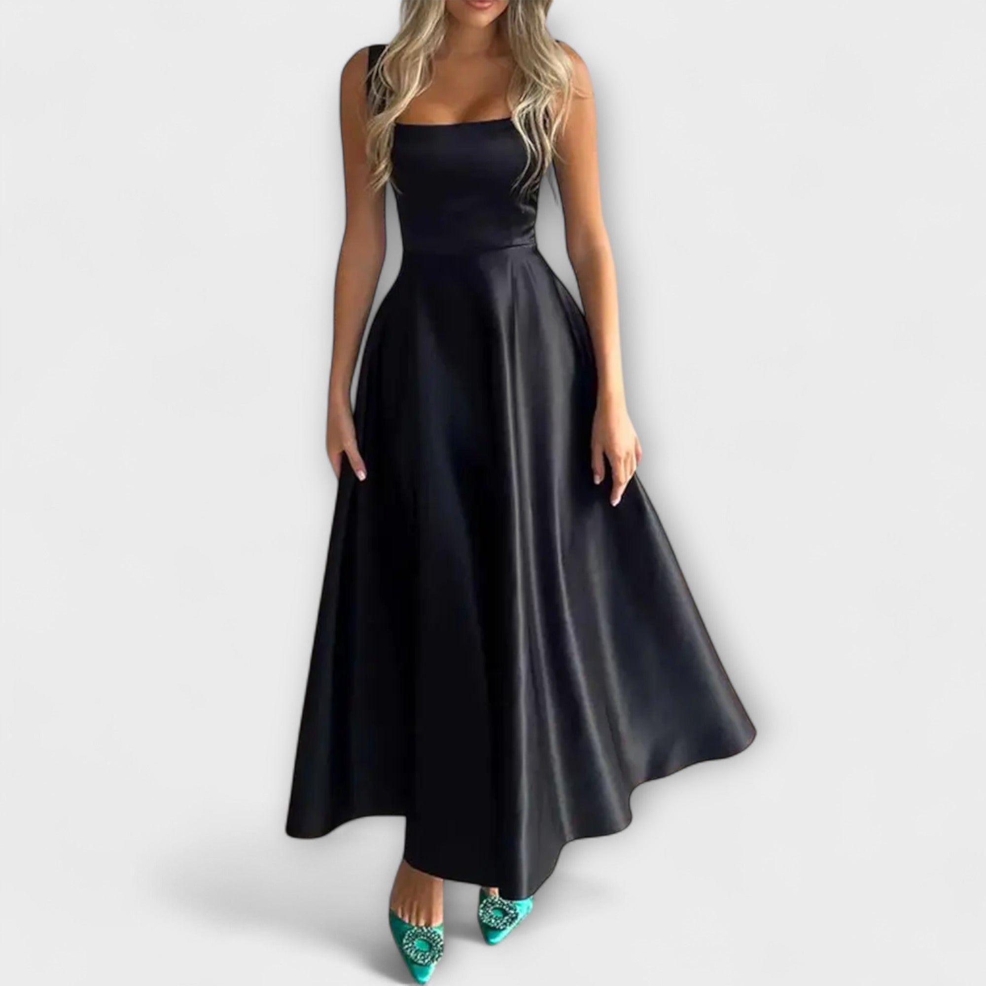 Lumea – Elegantes Midi-Kleid
