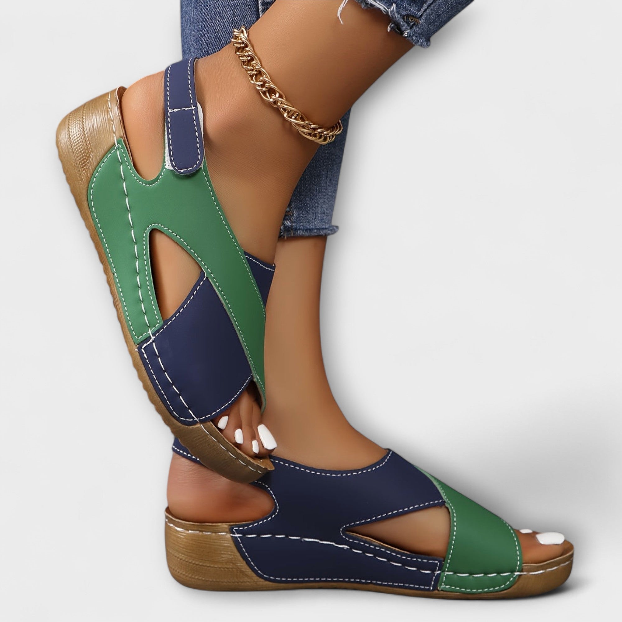 Aby - Orthopädische Atmungsaktive Wandersandalen für Damen